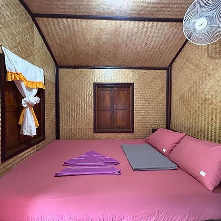 Pinks Bungalow Баан Тай Экстерьер фото
